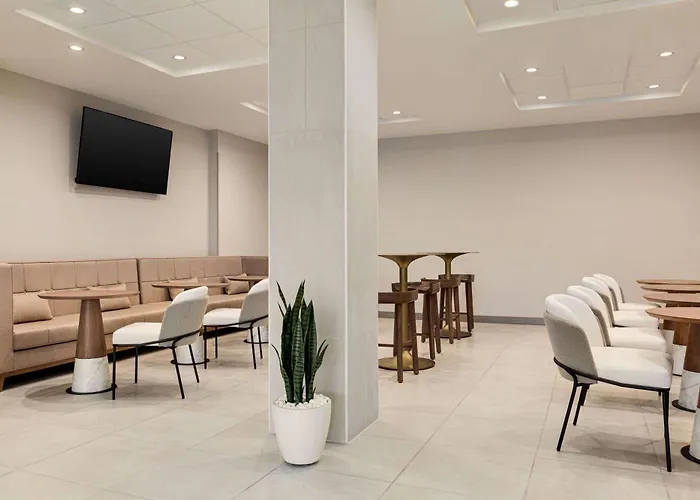 Wyndham Garden Atlanta Airport
